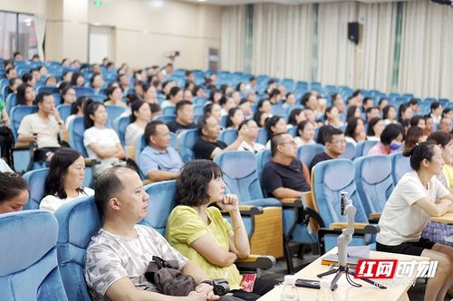 株洲市共童成長父母課堂第六期開講 科學育兒方法引領家庭教育新風尚